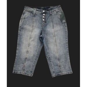 Wild Fable Women's High-Rise Button Fly 15.5" Inseam Capri Blue Jeans Size 6